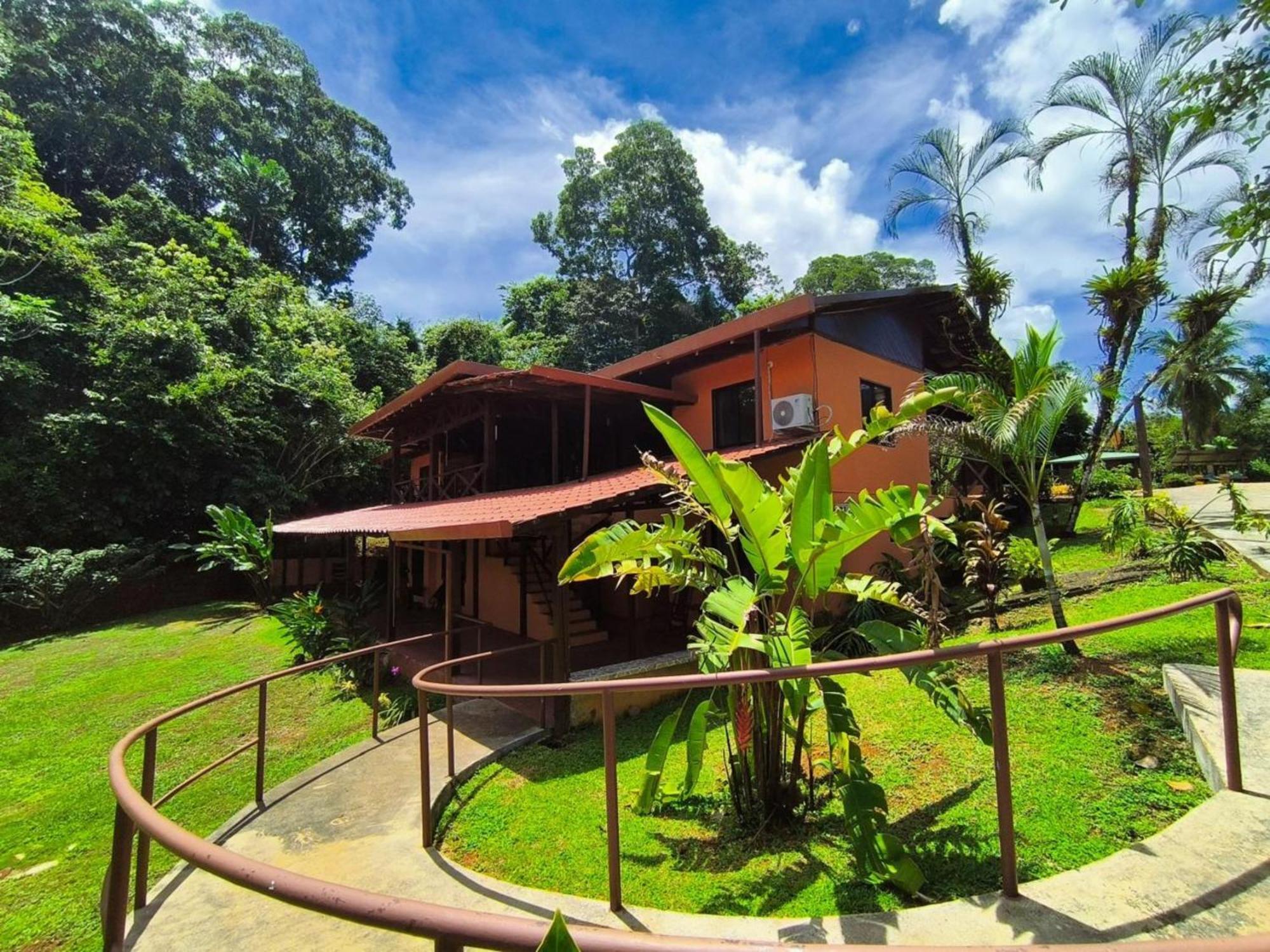 La Laguna Del Lagarto Eco-Lodge Pital  المظهر الخارجي الصورة